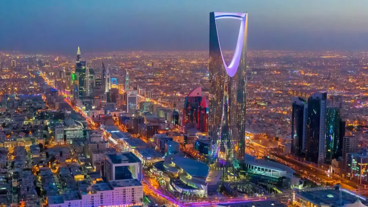 600 شركة عالمية.. الرياض تنجز في 4 سنوات ما حققته دبي بعقدين